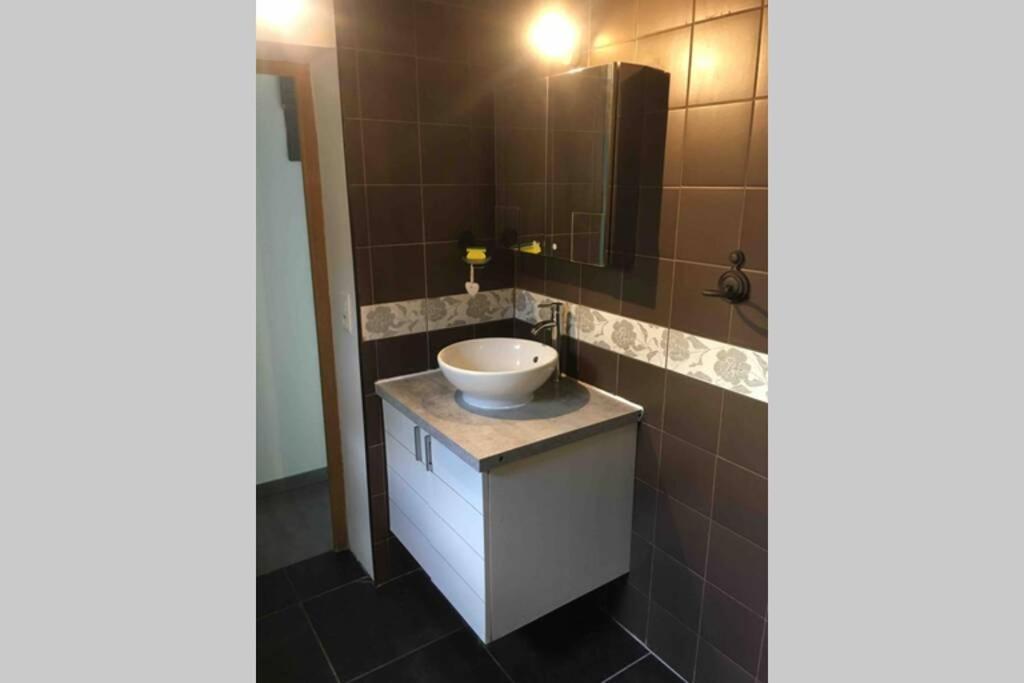 Bel Appartement En Rez De Jardin, 10Min Centre Et 300M Quais De Seine Wifi Ruão Exterior foto